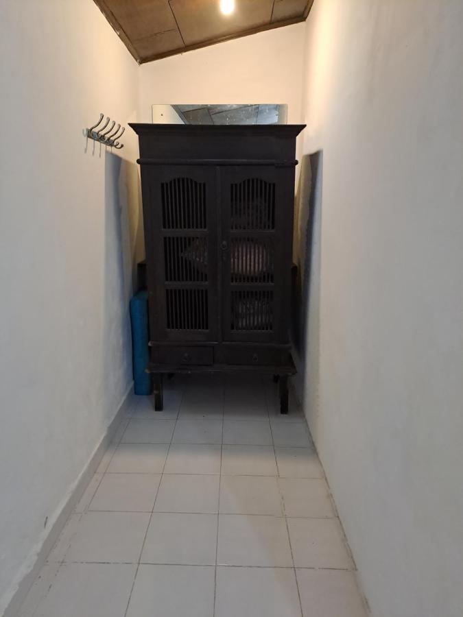 Shalana Homestay- Formerly Teka Teki House Seminyak Buitenkant foto
