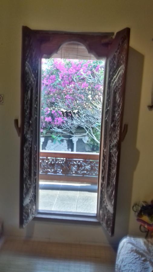 Shalana Homestay- Formerly Teka Teki House Seminyak Buitenkant foto